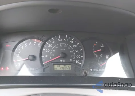 2007 Toyota Corolla Ce z USA, uszkodzony, nr VIN 2T1BR32E67C791823